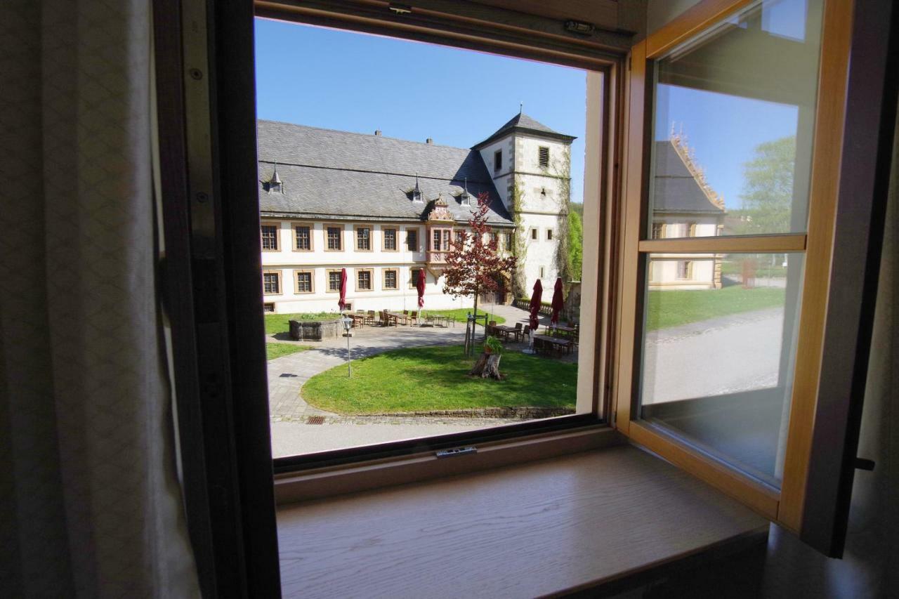 Klostergasthof Hotel Muennerstadt ภายนอก รูปภาพ